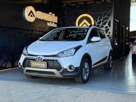 HYUNDAI HB20X 1.6 16V STYLE FLEX 4P AUTOMÁTICO HYUNDAI HB20X 1.6 16V STYLE FLEX 4P AUTOMÁTICO